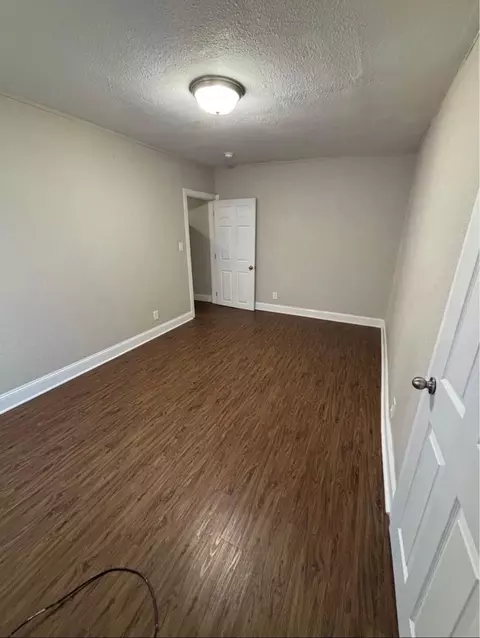 Other - 829 W Pershing St, Springfield, MO 65806 photo 2 of 3