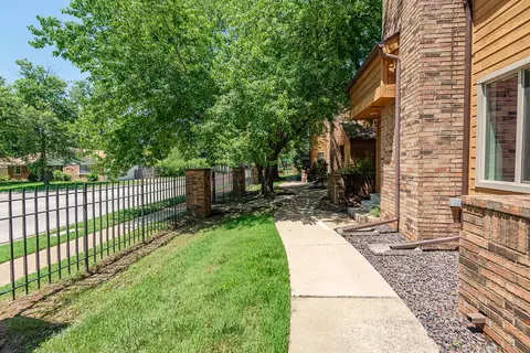 Exterior - 3440 S Delaware Ave # 127, Springfield, MO 65804 photo 3 of 5