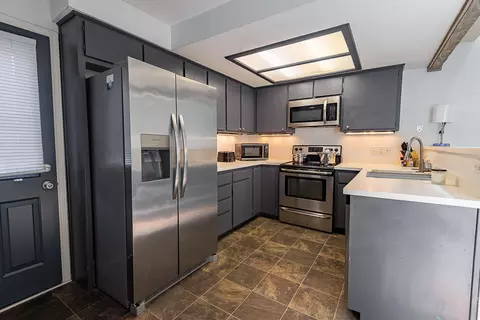 Kitchen - 3440 S Delaware Ave # 127, Springfield, MO 65804 photo 1 of 2