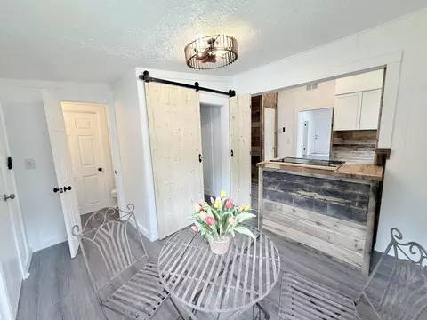 Dining - 936 S Douglas Ave, Springfield, MO 65806 photo 2 of 3