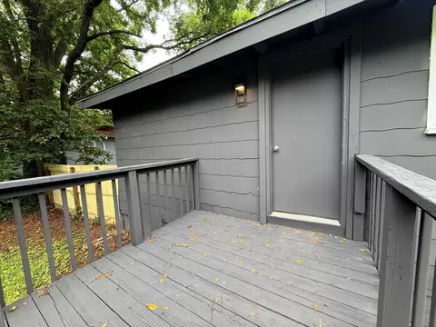 Exterior - 936 S Douglas Ave, Springfield, MO 65806 photo 5 of 7
