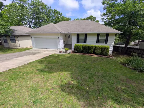 113 Bull Run Rd, Branson, MO 65616