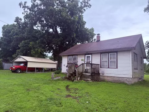 204 S Macon St, Jerico Springs, MO 64756