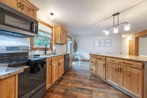 Kitchen - 702 Shadrack Rd, Cape Fair, MO 65624 photo 4 of 6