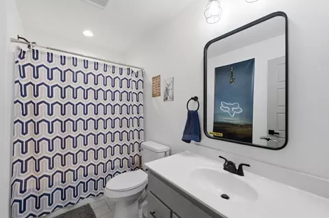 Bath - 1339 Stargrass Rd, Ozark, MO 65721 photo 6 of 8