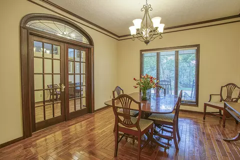 4370 E Whitehall Dr, Springfield, MO 65809 photo 5