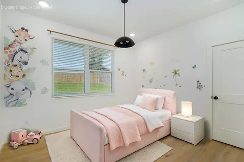 Bedroom - 2619 E Old Ivy St, Springfield, MO 65804 photo 3 of 6