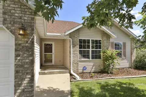 319 W Shawnee Ct, Clever, MO 65631