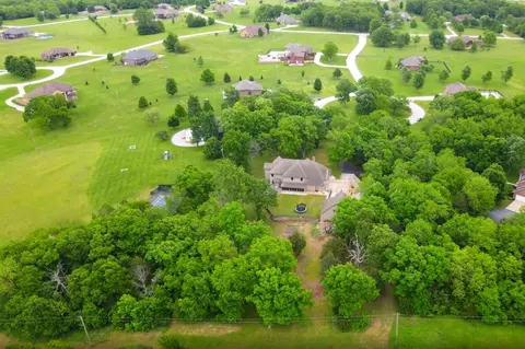 View/Area - 7578 Persimmon Ct, Willard, MO 65781 photo 2 of 5