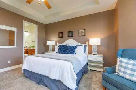 Bedroom - 29 Stone Cliff Cir UNIT 6, Branson, MO 65616 photo 4 of 5