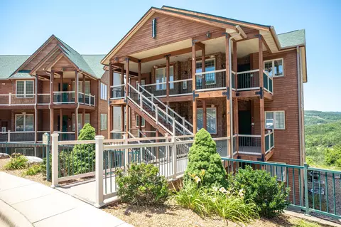 Exterior - 29 Stone Cliff Cir UNIT 6, Branson, MO 65616 photo 1 of 3