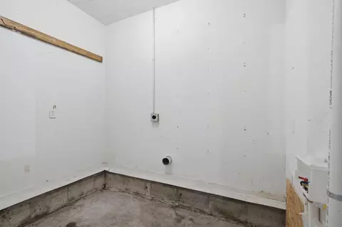 Other - 1259 E Berkeley St, Springfield, MO 65804 photo 4 of 5