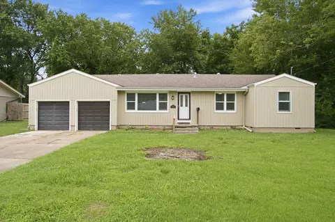 Exterior - 1259 E Berkeley St, Springfield, MO 65804 photo 2 of 8