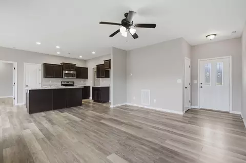 Living - 3103 N Albertha Ave, Springfield, MO 65803 photo 4 of 4