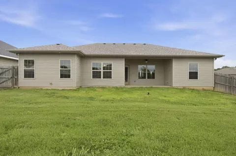 Exterior - 3103 N Albertha Ave, Springfield, MO 65803 photo 7 of 7