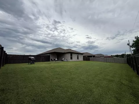 Exterior - 339 Sidney Ln, Webb City, MO 64870 photo 6 of 13