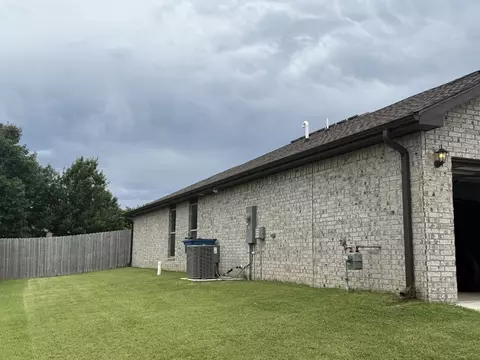 Exterior - 339 Sidney Ln, Webb City, MO 64870 photo 9 of 13
