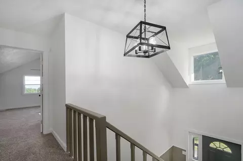 Entry Way - 532 Charles Rd, Billings, MO 65610 photo 4 of 5