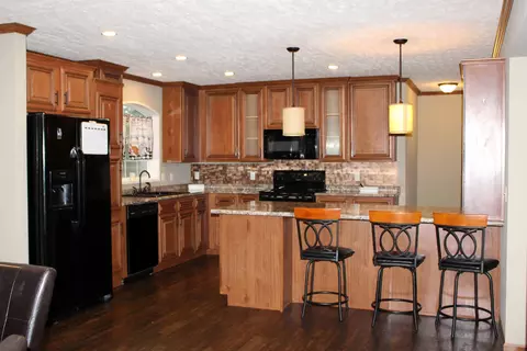 17975 3rd St, Eagle Rock, MO 65641 photo 5