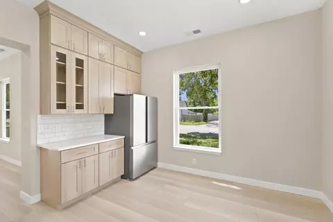 Other - 1017 E Commercial St, Springfield, MO 65803 photo 1 of 4