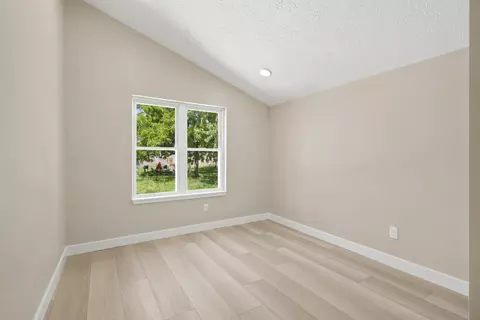 Bedroom - 1017 E Commercial St, Springfield, MO 65803 photo 5 of 6