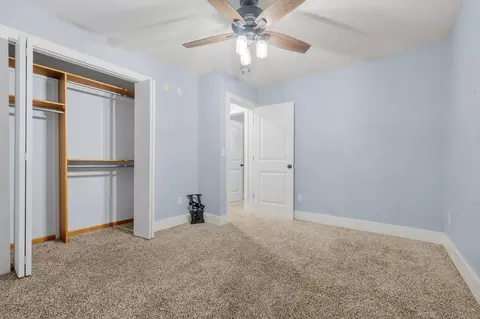 Bedroom - 1019 Daniels St, Aurora, MO 65605 photo 6 of 8