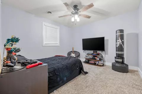 Bedroom - 1019 Daniels St, Aurora, MO 65605 photo 7 of 8