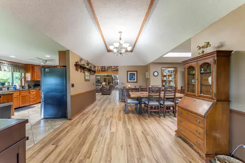 Dining - 506 Hansen Ln, Gainesville, MO 65655 photo 3 of 9