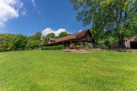 Exterior - 506 Hansen Ln, Gainesville, MO 65655 photo 11 of 27