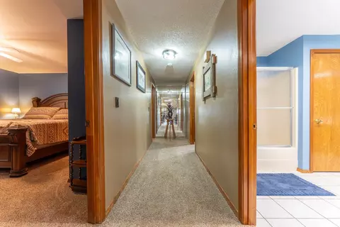 Entry Way - 506 Hansen Ln, Gainesville, MO 65655 photo 12 of 14