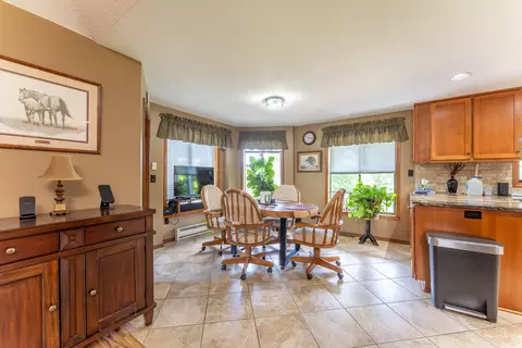 Dining - 506 Hansen Ln, Gainesville, MO 65655 photo 7 of 9
