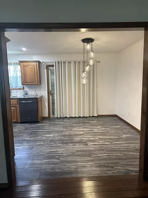 Dining - 48 Drop Tine Dr, Strafford, MO 65757 photo 1 of 2