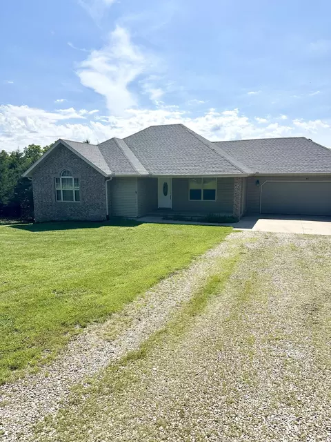 Exterior - 48 Drop Tine Dr, Strafford, MO 65757 photo 2 of 15