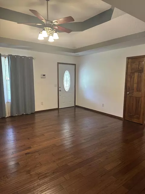Living - 48 Drop Tine Dr, Strafford, MO 65757 photo 3 of 5