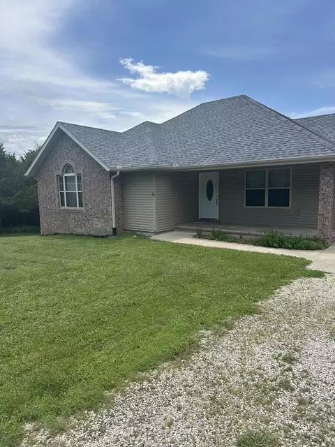 Exterior - 48 Drop Tine Dr, Strafford, MO 65757 photo 5 of 15