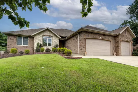 625 N Rockingham Ave, Nixa, MO 65714