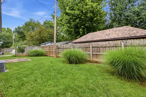 Exterior - 4044 S 4046 S Miranda Ct, Springfield, MO 65807 photo 5 of 5