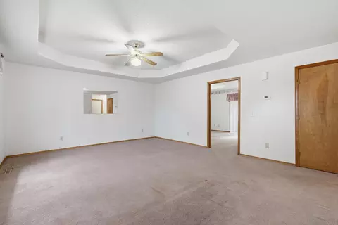 Living - 4044 S 4046 S Miranda Ct, Springfield, MO 65807 photo 5 of 8