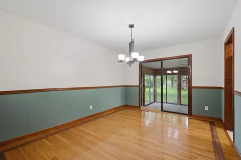 Dining - 4017 S Fairway Ave, Springfield, MO 65804 photo 1 of 1