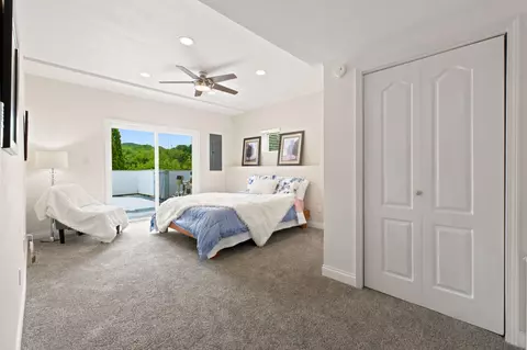 Bedroom - 1952 Pointe Royale Dr, Branson, MO 65616 photo 8 of 10