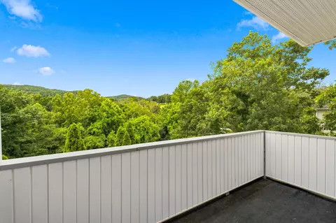 Exterior - 1952 Pointe Royale Dr, Branson, MO 65616 photo 12 of 26