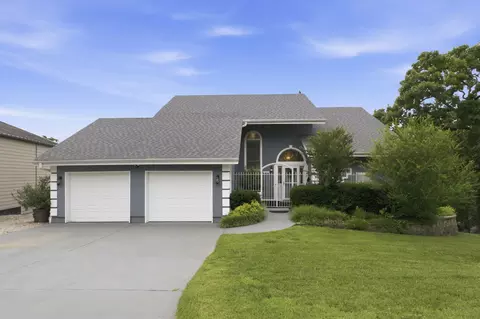 Exterior - 1952 Pointe Royale Dr, Branson, MO 65616 photo 8 of 26