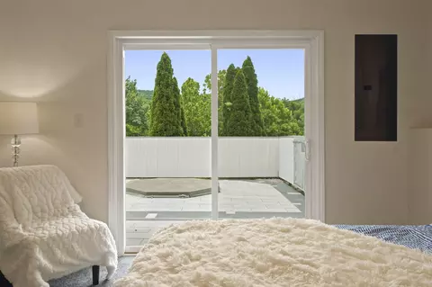 Bedroom - 1952 Pointe Royale Dr, Branson, MO 65616 photo 10 of 10