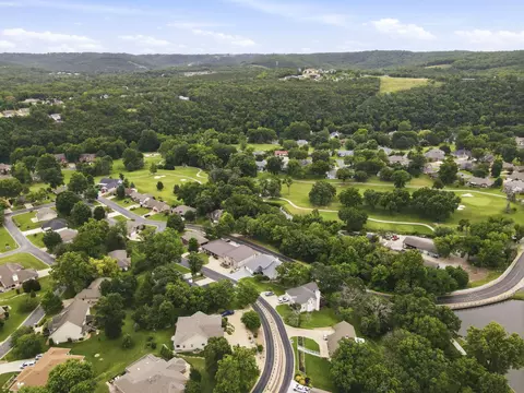 View/Area - 1952 Pointe Royale Dr, Branson, MO 65616 photo 7 of 15