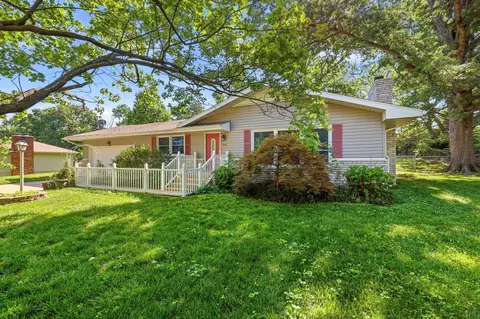 1706 S 11th Ave, Ozark, MO 65721 photo 2