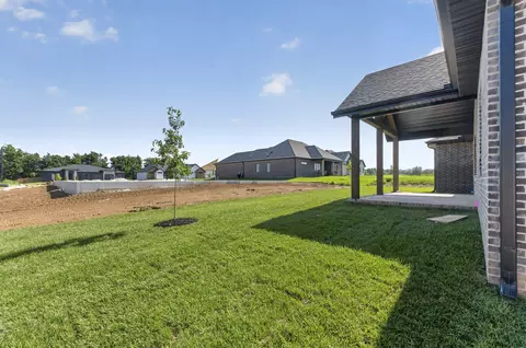 Exterior - 1749 E Skyline, Ozark, MO 65721 photo 7 of 9