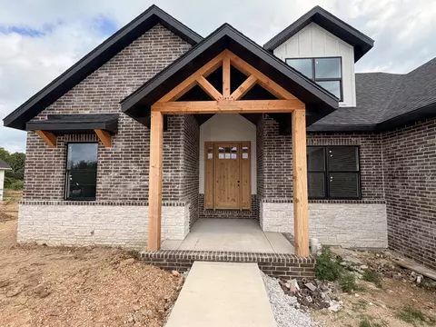 1749 E Skyline, Ozark, MO 65721 photo 2