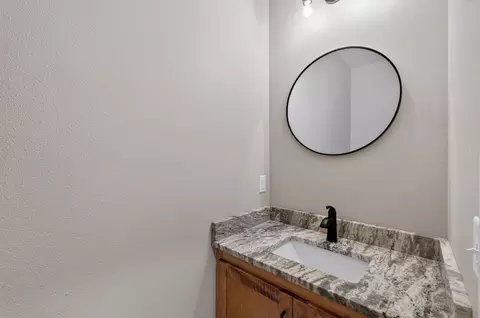 Bath - 1749 E Skyline, Ozark, MO 65721 photo 5 of 5