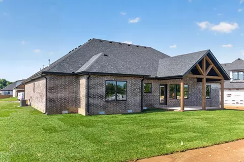 Exterior - 1749 E Skyline, Ozark, MO 65721 photo 8 of 9