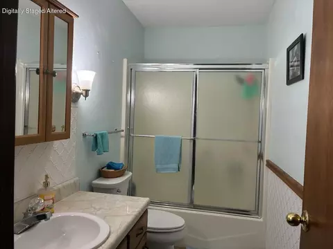 Bath - 118 W Hensley St #2D, Branson, MO 65616 photo 1 of 2